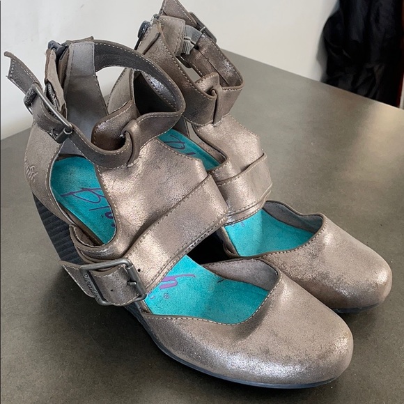 Blowfish Pewter Metallic Wedge Heel - Picture 8 of 10